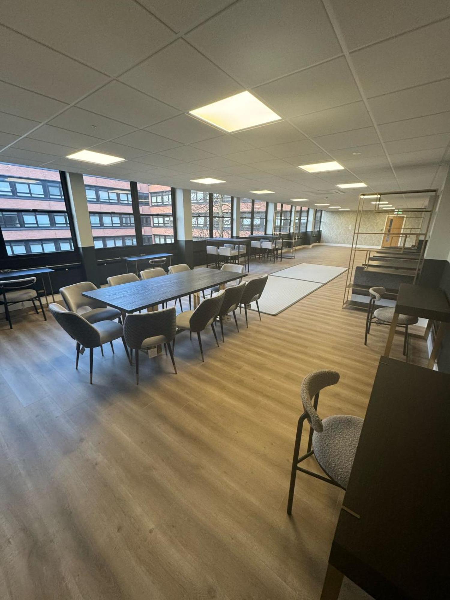 Modern Studio Apartment In East Grinstead Buitenkant foto
